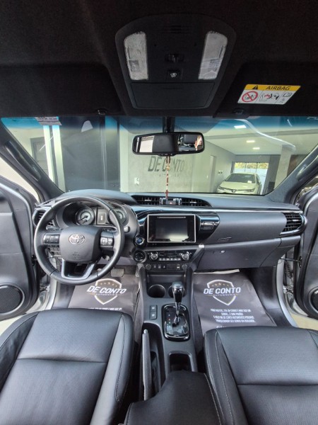 TOYOTA HILUX 2.8 SRX 4X4 16V 2019/2019 DE CONTO AUTOMÓVEIS SARANDI / Carros no Vale