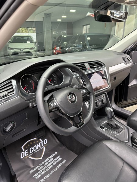 VOLKSWAGEN TIGUAN 1.4 ALLSPACE COMFORT 250 TSI 2019/2020 DE CONTO AUTOMÓVEIS SARANDI / Carros no Vale