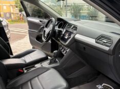 VOLKSWAGEN TIGUAN 1.4 ALLSPACE COMFORT 250 TSI 2019/2020 DE CONTO AUTOMÓVEIS SARANDI / Carros no Vale