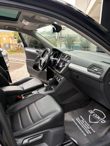 VOLKSWAGEN TIGUAN 1.4 ALLSPACE COMFORT 250 TSI 2019/2020 DE CONTO AUTOMÓVEIS SARANDI / Carros no Vale