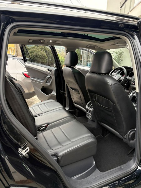 VOLKSWAGEN TIGUAN 1.4 ALLSPACE COMFORT 250 TSI 2019/2020 DE CONTO AUTOMÓVEIS SARANDI / Carros no Vale