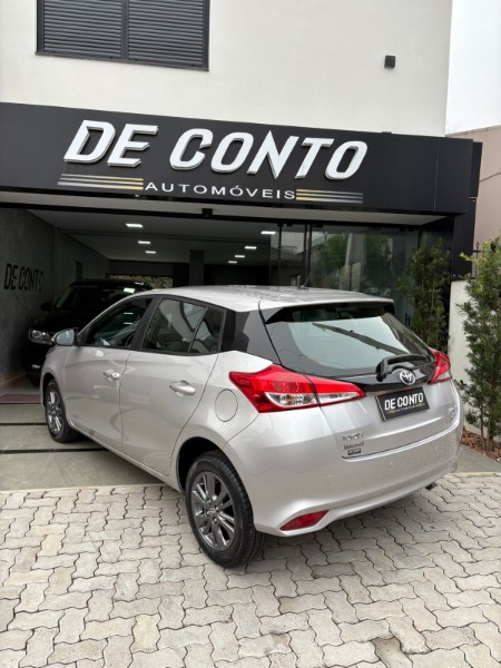 TOYOTA YARIS 1.3 XL LIVE /2019 DE CONTO AUTOMÓVEIS SARANDI / Carros no Vale