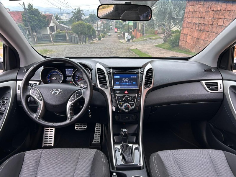 HYUNDAI I30 1.8 16V AUT 2016/2016 LS MULTIMARCAS VENÂNCIO AIRES / Carros no Vale