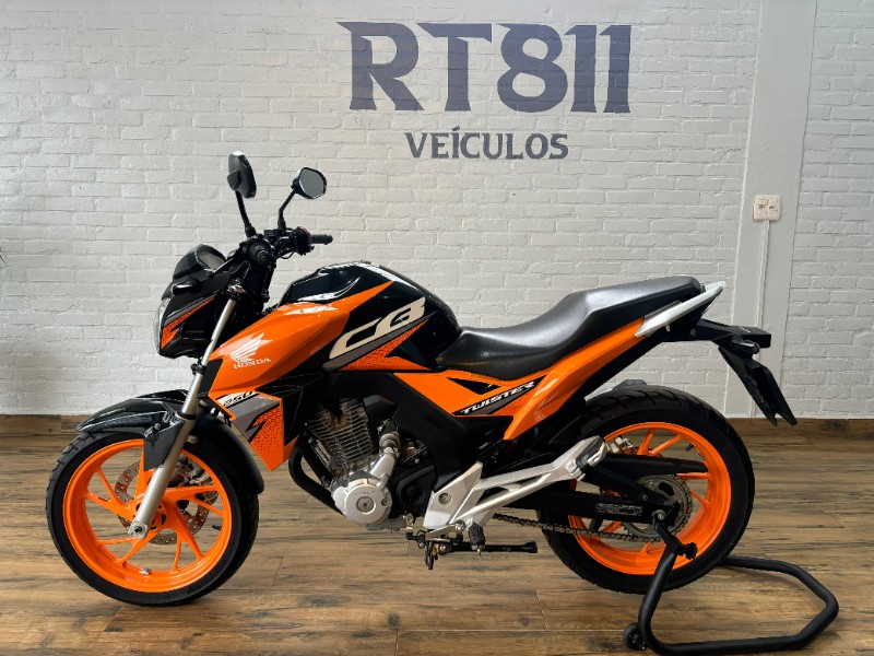 HONDA MOTOS CB 250F TWISTER /2019 RT 811 VEÍCULOS ARROIO DO MEIO / Carros no Vale