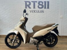 HONDA MOTOS BIZ 125 /2018 RT 811 VEÍCULOS ARROIO DO MEIO / Carros no Vale