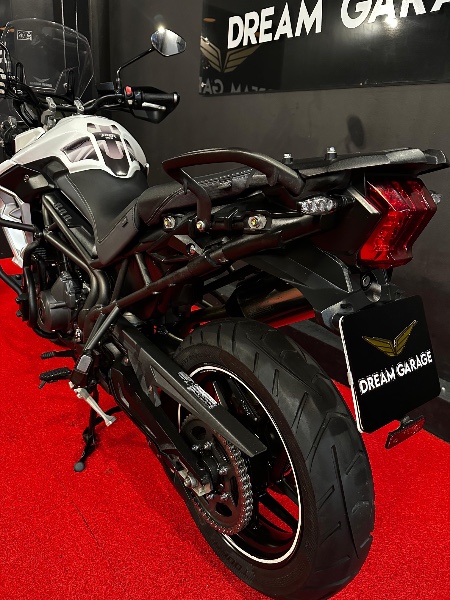 TRIUMPH TIGER 800 XRX /2019 EXCLUSIVO VEÍCULOS SANTA CRUZ DO SUL / Carros no Vale