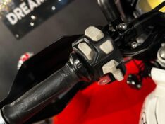 TRIUMPH TIGER 800 XRX /2019 EXCLUSIVO VEÍCULOS SANTA CRUZ DO SUL / Carros no Vale