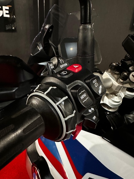 BMW MOTOS F 800 GS ADVENTURE /2021 EXCLUSIVO VEÍCULOS SANTA CRUZ DO SUL / Carros no Vale