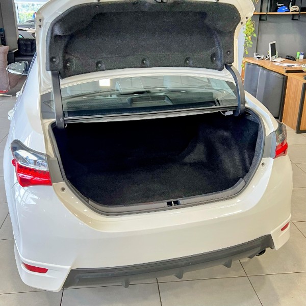 TOYOTA COROLLA 2.0 XRS 16V 2019/2019 JOÃO CARROS MULTIMARCAS GUAPORÉ / Carros no Vale