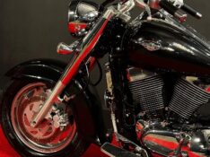 SUZUKI MOTOS BOULEVARD C 1500 /2009 EXCLUSIVO VEÍCULOS SANTA CRUZ DO SUL / Carros no Vale