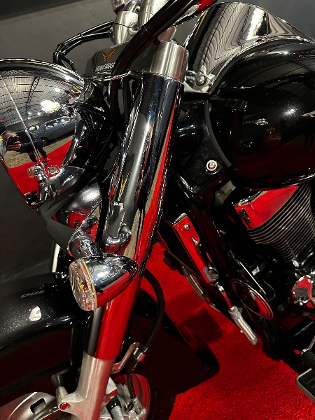 SUZUKI MOTOS BOULEVARD C 1500 /2009 EXCLUSIVO VEÍCULOS SANTA CRUZ DO SUL / Carros no Vale