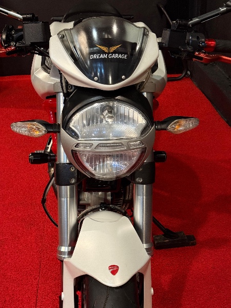 DUCATI MONSTER 796 /2013 EXCLUSIVO VEÍCULOS SANTA CRUZ DO SUL / Carros no Vale