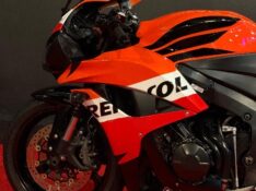 HONDA MOTOS CBR 600 RR /2008 EXCLUSIVO VEÍCULOS SANTA CRUZ DO SUL / Carros no Vale