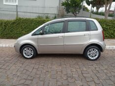 FIAT IDEA ELX 1.4 2009/2010 ALTERNATIVA VEÍCULOS LAJEADO / Carros no Vale