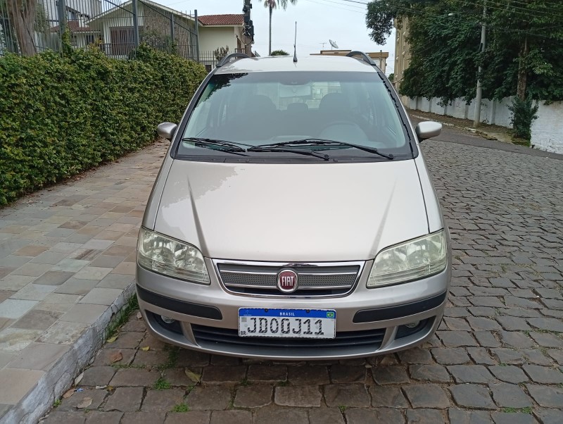 FIAT IDEA ELX 1.4 2009/2010 ALTERNATIVA VEÍCULOS LAJEADO / Carros no Vale