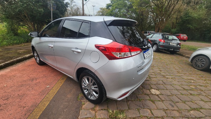 TOYOTA YARIS 1.3 XL LIVE 2019/2018 FERNANDO AUTOMÓVEIS | REVENDA DE CARROS ARROIO DO MEIO ARROIO DO MEIO / Carros no Vale