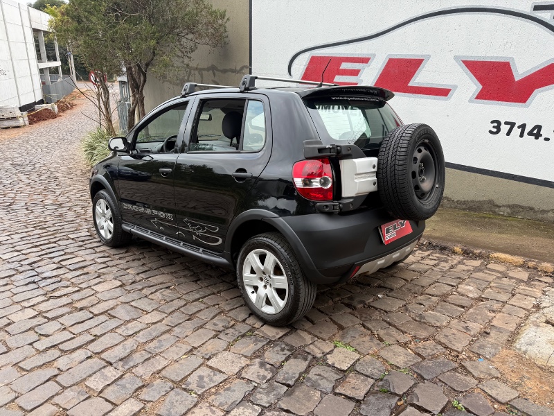 VOLKSWAGEN CROSSFOX 1.6 2010/2010 ELY AUTOMÓVEIS LAJEADO / Carros no Vale