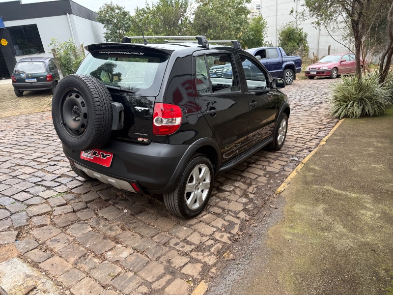 VOLKSWAGEN CROSSFOX 1.6 2010/2010 ELY AUTOMÓVEIS LAJEADO / Carros no Vale