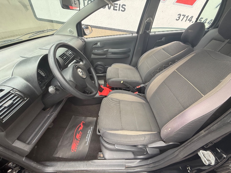 VOLKSWAGEN CROSSFOX 1.6 2010/2010 ELY AUTOMÓVEIS LAJEADO / Carros no Vale