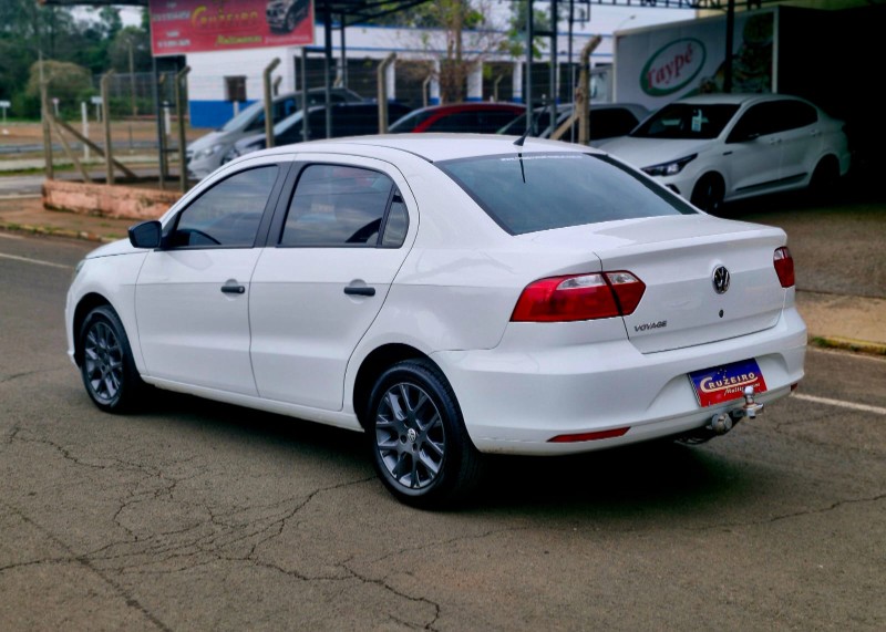 VOLKSWAGEN VOYAGE 1.6 2020/2021 CRUZEIRO MULTIMARCAS CRUZEIRO DO SUL / Carros no Vale