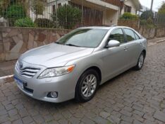 TOYOTA CAMRY XLE 3.5 2010/2010 ALTERNATIVA VEÍCULOS LAJEADO / Carros no Vale