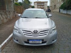 TOYOTA CAMRY XLE 3.5 2010/2010 ALTERNATIVA VEÍCULOS LAJEADO / Carros no Vale