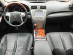 TOYOTA CAMRY XLE 3.5 2010/2010 ALTERNATIVA VEÍCULOS LAJEADO / Carros no Vale