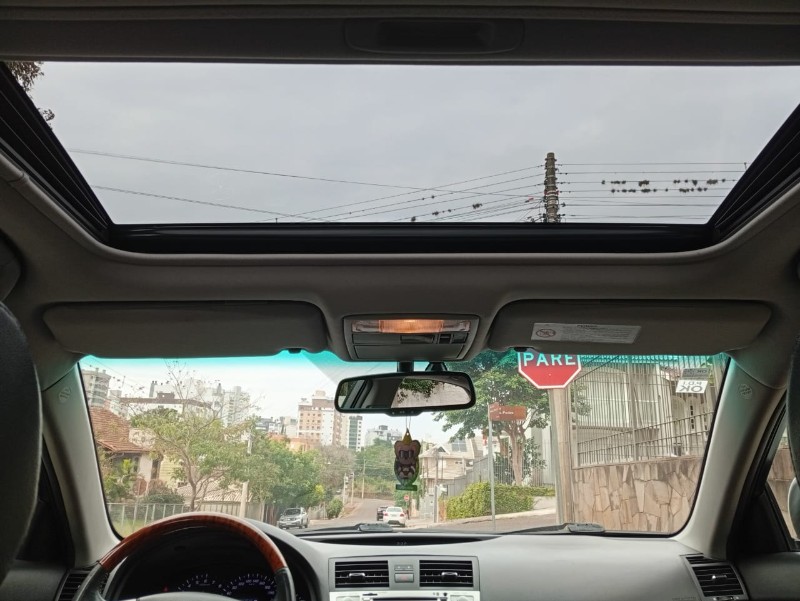 TOYOTA CAMRY XLE 3.5 2010/2010 ALTERNATIVA VEÍCULOS LAJEADO / Carros no Vale