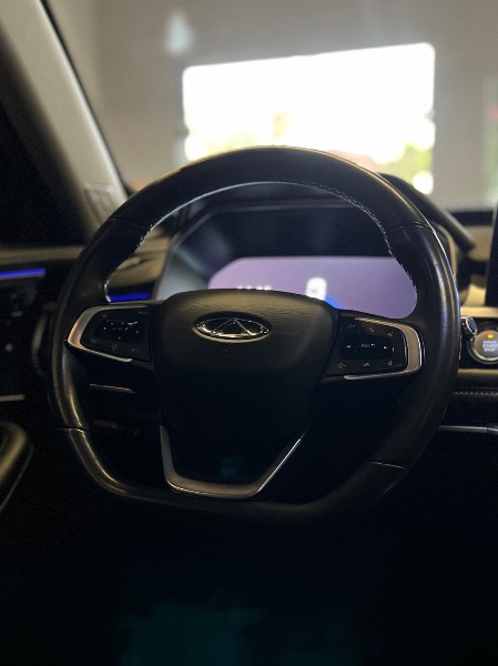 CHERY TIGGO 8 TGDI 2023/2023 JM AUTOMÓVEIS VENÂNCIO AIRES / Carros no Vale