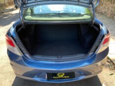 CHEVROLET PRISMA LT 1.0 2015/2016 ESTAÇÃO DO CARRO ESTRELA / Carros no Vale