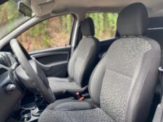 RENAULT DUSTER EXPRESSION 1.6 2014/2015 ESTAÇÃO DO CARRO ESTRELA / Carros no Vale