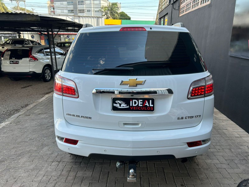 CHEVROLET TRAILBLAZER LTZ 2.8 2018/2018 IDEAL VEÍCULOS LAJEADO / Carros no Vale