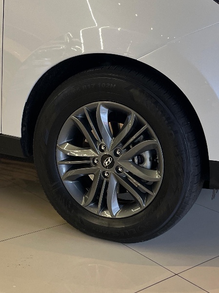 HYUNDAI IX 35 IX35 2.0 16V FLEX 4P AUTOMÁTICO 2019/2020 JM AUTOMÓVEIS VENÂNCIO AIRES / Carros no Vale