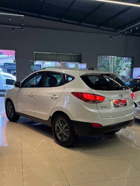 HYUNDAI IX 35 IX35 2.0 16V FLEX 4P AUTOMÁTICO 2019/2020 JM AUTOMÓVEIS VENÂNCIO AIRES / Carros no Vale