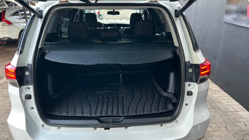 TOYOTA SW4 SRX 2.8 TURBO /2017 IDEAL VEÍCULOS LAJEADO / Carros no Vale