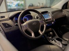 HYUNDAI IX35 2.0 16V FLEX 4P AUTOMATICO 2014/2015 MALAGGI VEÍCULOS ENCANTADO / Carros no Vale