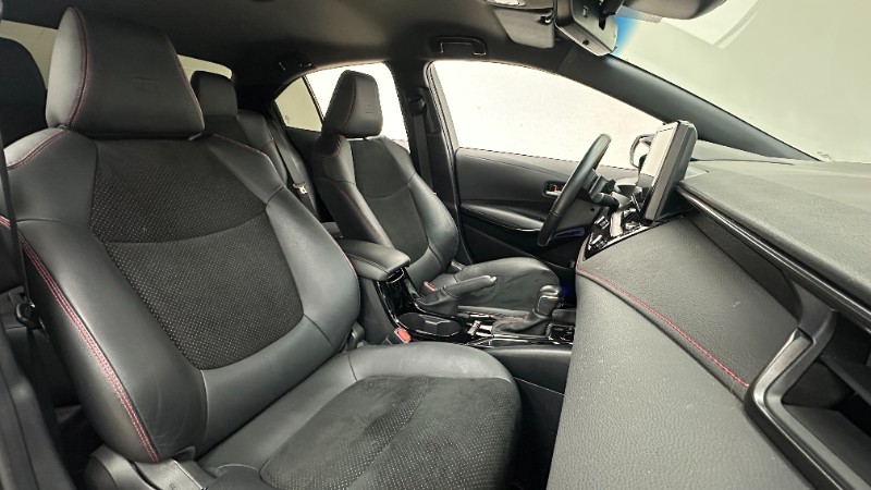 TOYOTA COROLLA 2.0 GR SPORT 16V 2022/2023 MAIS FÁCIL VEÍCULOS SANTA CRUZ DO SUL / Carros no Vale