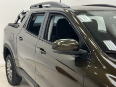 FIAT TORO 1.8 16V EVO FLEX FREEDOM AUTOMÁTICO 2016/2017 MAIS FÁCIL VEÍCULOS SANTA CRUZ DO SUL / Carros no Vale