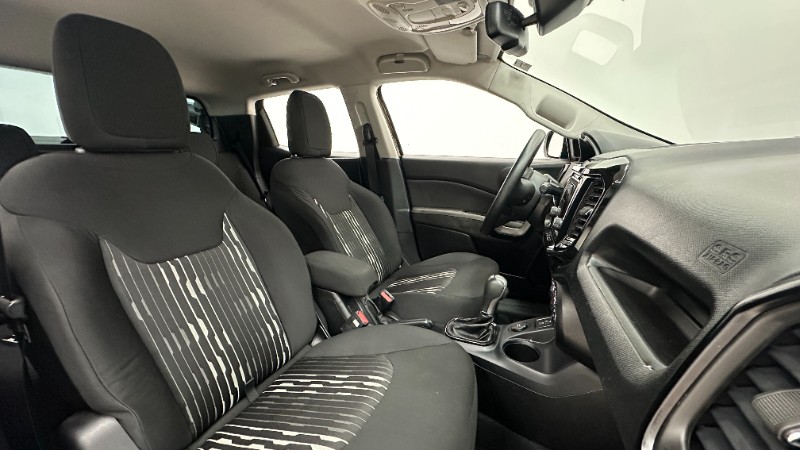 FIAT TORO 1.8 16V EVO FLEX FREEDOM AUTOMÁTICO 2016/2017 MAIS FÁCIL VEÍCULOS SANTA CRUZ DO SUL / Carros no Vale