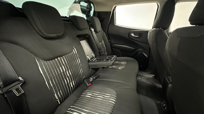 FIAT TORO 1.8 16V EVO FLEX FREEDOM AUTOMÁTICO 2016/2017 MAIS FÁCIL VEÍCULOS SANTA CRUZ DO SUL / Carros no Vale