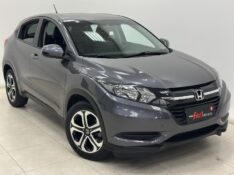HONDA HR-V 1.8 16V FLEX LX 4P AUTOMÁTICO 2015/2016 MAIS FÁCIL VEÍCULOS SANTA CRUZ DO SUL / Carros no Vale