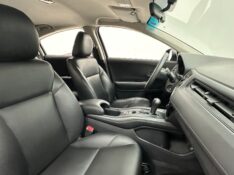 HONDA HR-V 1.8 16V FLEX LX 4P AUTOMÁTICO 2015/2016 MAIS FÁCIL VEÍCULOS SANTA CRUZ DO SUL / Carros no Vale