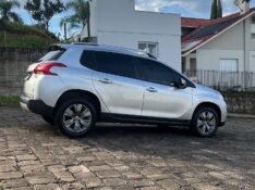 PEUGEOT 2008 1.6 16V FLEX ALLURE 4P MANUAL 2016/2016 BOSCO AUTOMÓVEIS GUAPORÉ / Carros no Vale