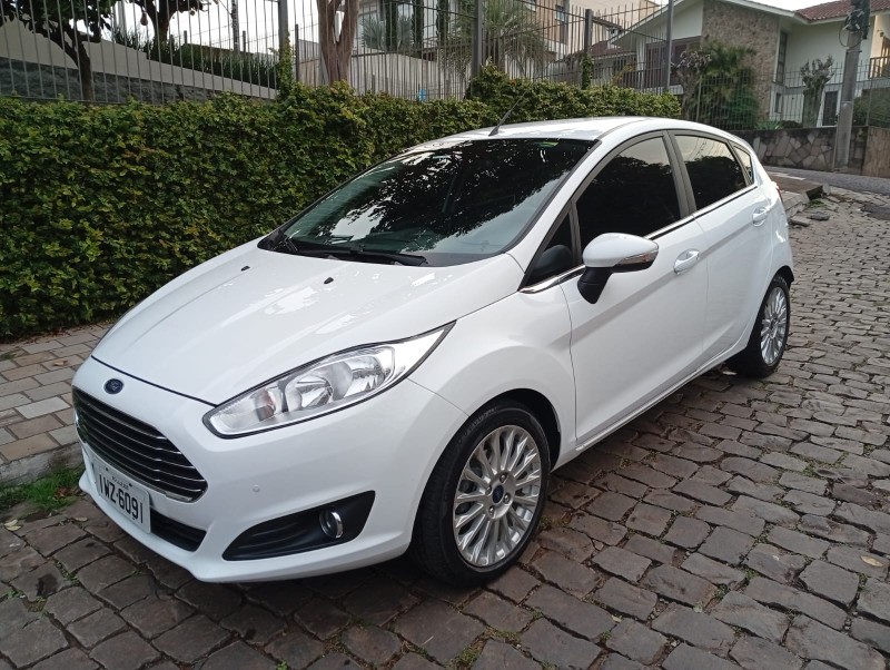 NEW FIESTA TITANIUM