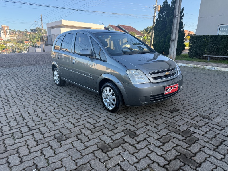 CHEVROLET MERIVA MAXX 1.4 MPFI 8V ECONOFLEX 5P 2011/2011 ELY AUTOMÓVEIS LAJEADO / Carros no Vale