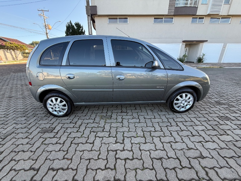 CHEVROLET MERIVA MAXX 1.4 MPFI 8V ECONOFLEX 5P 2011/2011 ELY AUTOMÓVEIS LAJEADO / Carros no Vale
