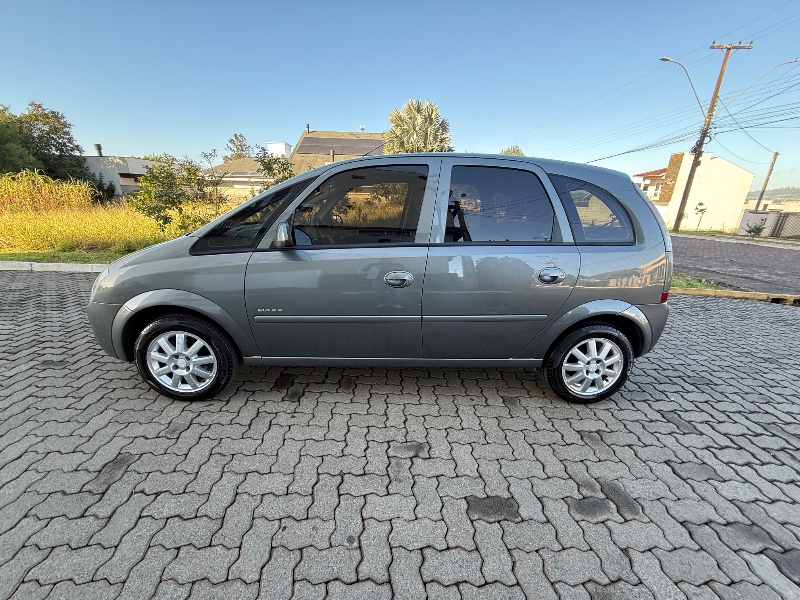 CHEVROLET MERIVA MAXX 1.4 MPFI 8V ECONOFLEX 5P 2011/2011 ELY AUTOMÓVEIS LAJEADO / Carros no Vale