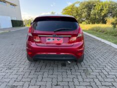 FORD FIESTA 1.6 TITANIUM 2015/2015 ELY AUTOMÓVEIS LAJEADO / Carros no Vale