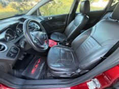 FORD FIESTA 1.6 TITANIUM 2015/2015 ELY AUTOMÓVEIS LAJEADO / Carros no Vale