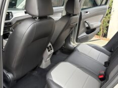 VOLKSWAGEN VIRTUS 1.0 200 TSI HIGHLINE AUTOMÁTICO /2022 DE CONTO AUTOMÓVEIS SARANDI / Carros no Vale